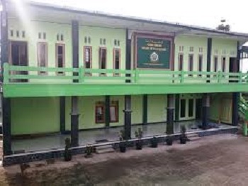 Pesantren Fatkhul Mu'in Ali Masykur Wonosobo