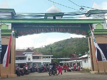 Pesantren Ma'dinul 'Ulum Tulungagung
