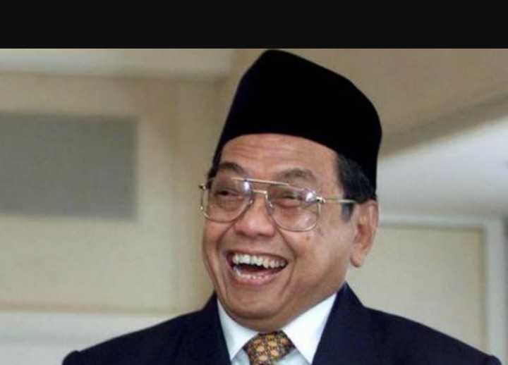 Menyelesaikan Konfik dalam Perspektif Gus Dur