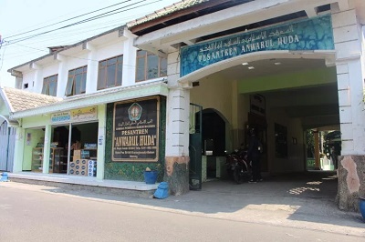 Pesantren Anwarul Huda Malang