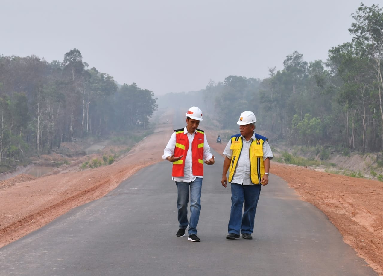 Presiden Tinjau Pembangunan Ruas Jalan Trans Papua