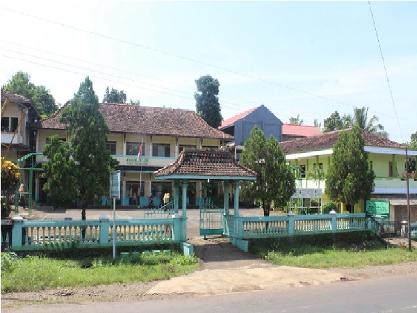 MA Manba'ul Ulum Mambak Jepara