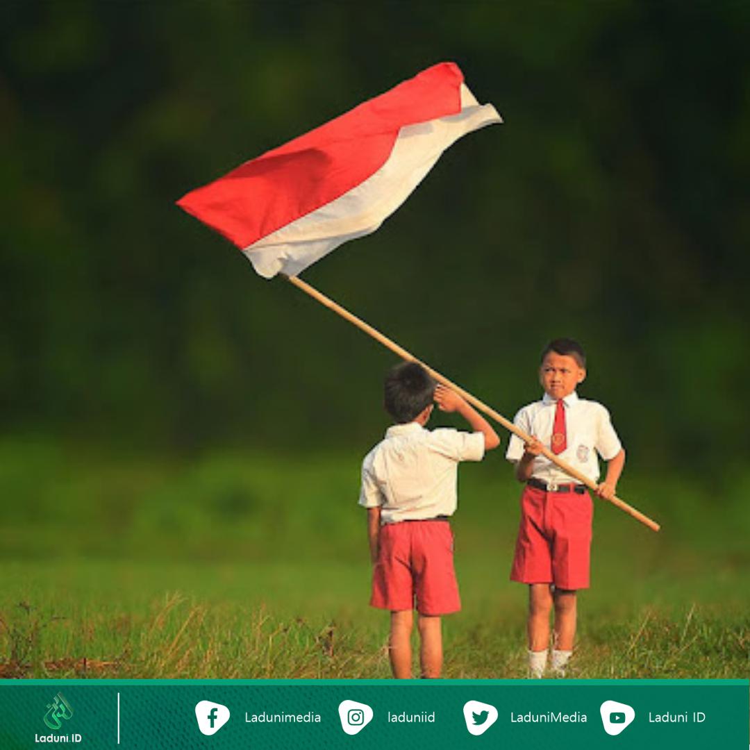 KIai Bisri Syamsuri dan Hukum Hormat Bendera