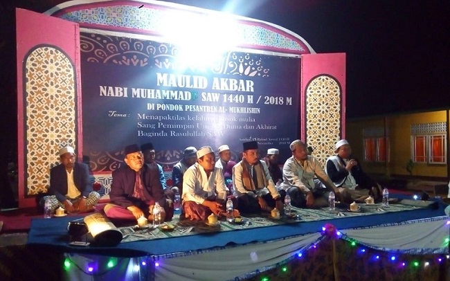 Ponpes al-Mukhlisin Gelar Peringatan Maulid Nabi Saw