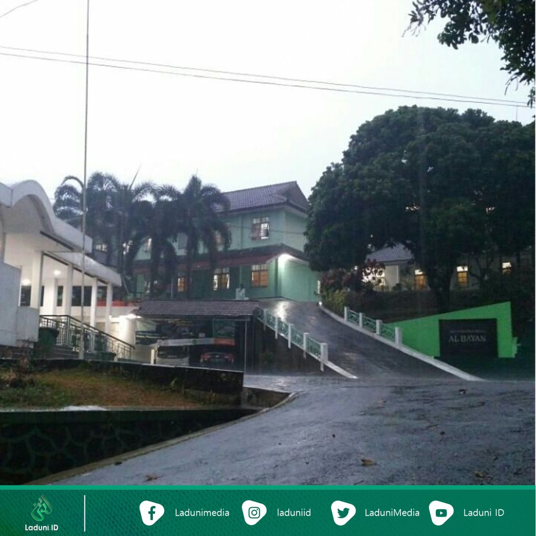 Pesantren Al-Bayan, Cibadak, Sukabumi