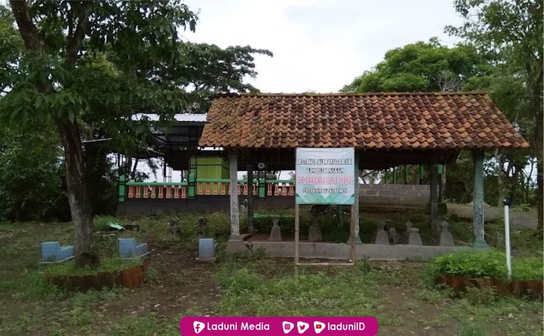 Ziarah di Makam Syeikh Maulana Nurul Duhur, Waliyullah Ambal Kebumen