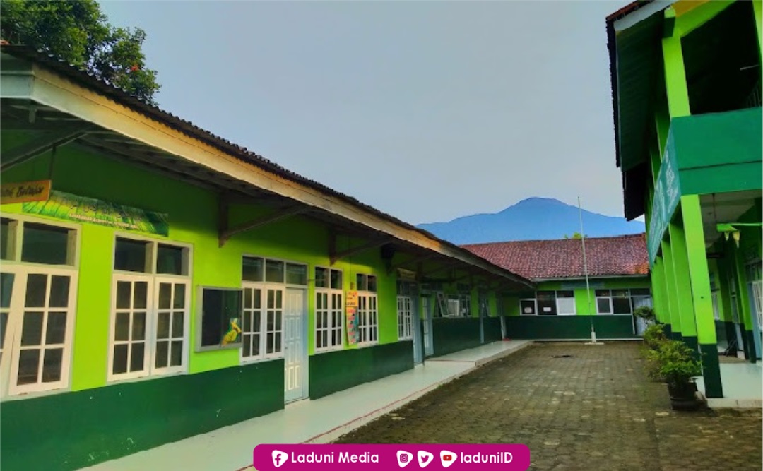 Pesantren Al-Ikhsan Beji Banyumas