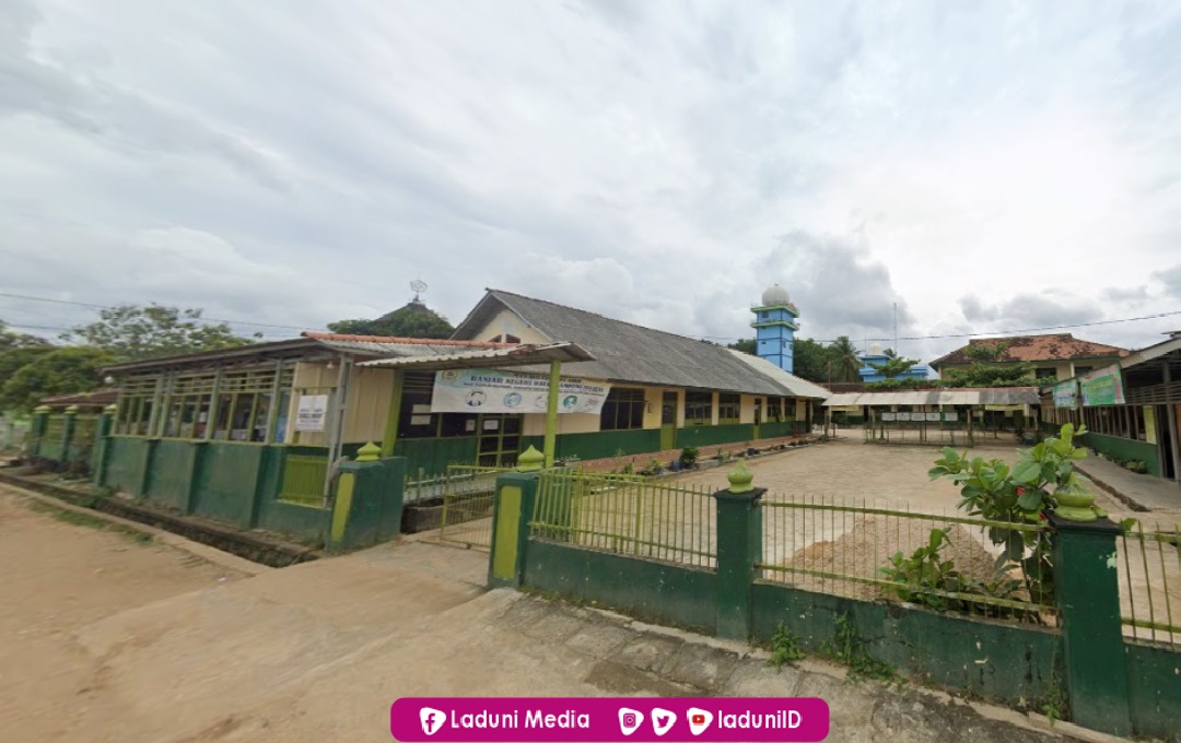 Ziarah di Makam Habib Muhammad Assegaf, Pengasuh Pesantren Darul Maarif Lampung Selatan