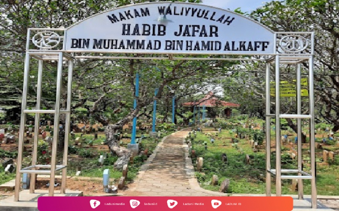 Ziarah di Makam Habib Ja’far Al-Kaff Kudus,  Rajanya para Wali Majdub