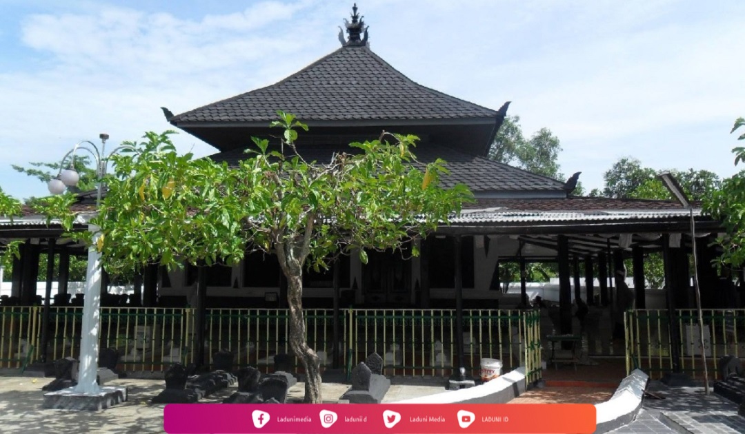 Ziarah di Makam Sunan Kalijaga, Pendakwah Islam di Pulau Jawa