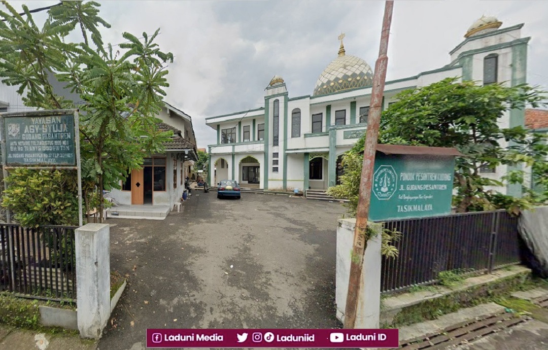 Ziarah di Makam Syekh Muhammad Suja'i al-Kudani (Mama Gudang), Gurunya para Ulama Pasundan