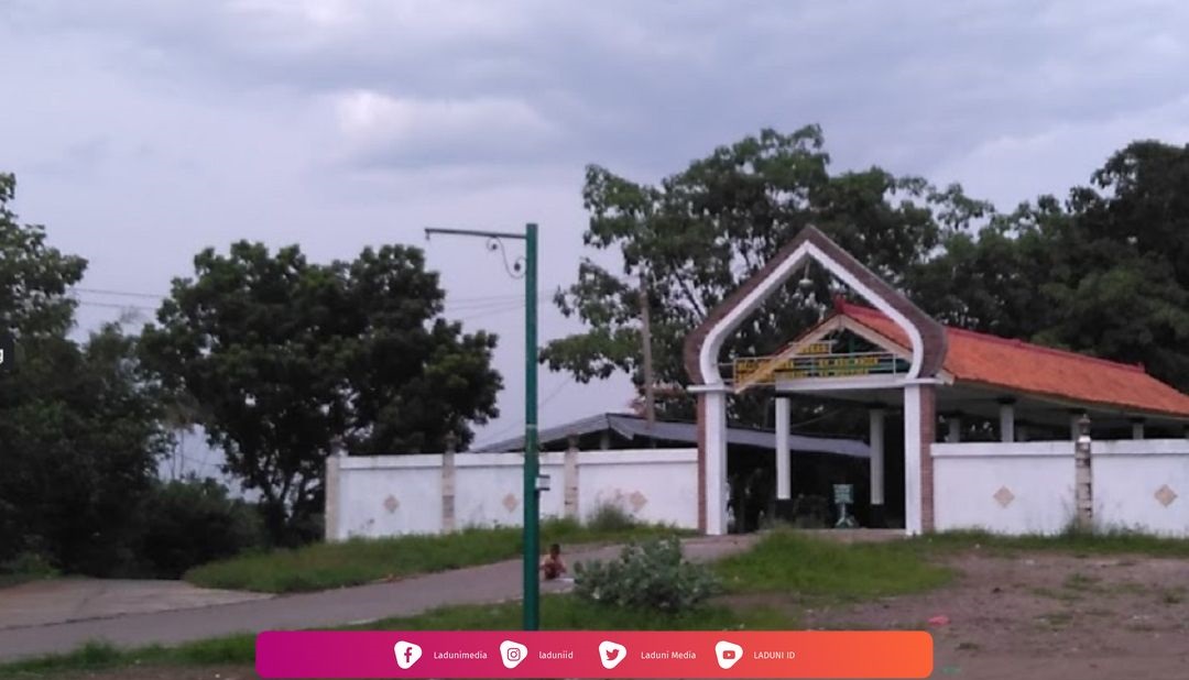 Ziarah di Makam Kiai Musyafa', Waliyulloh Penjaga kota Kendal