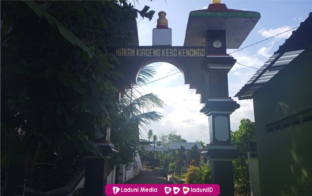 Ziarah di Makam Kyai Ageng Pengging ( Raden Kebo Kenongo), Ayahanda Joko Tingkir