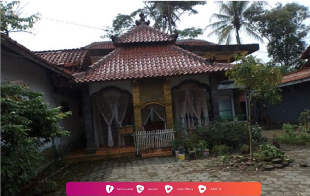 Ziarah di Makam KH. Sonhaji, Mursid Tarekat dari Kebumen