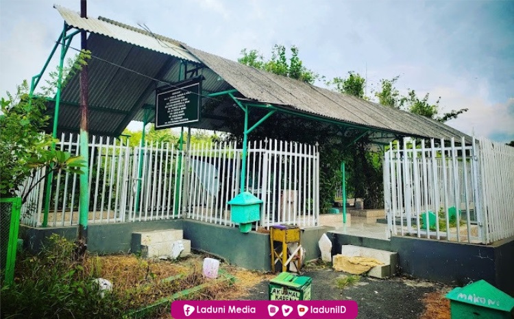 Ziarah di Makam KH. Cholil Kasingan, Imam Sibawaihnya Jawa