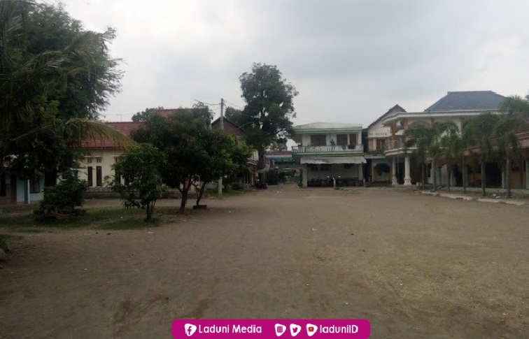 Ziarah di Makam KH. Imam Faqih Asy’ari, Muasis Pesantren Darussalam Sumbersari Kediri