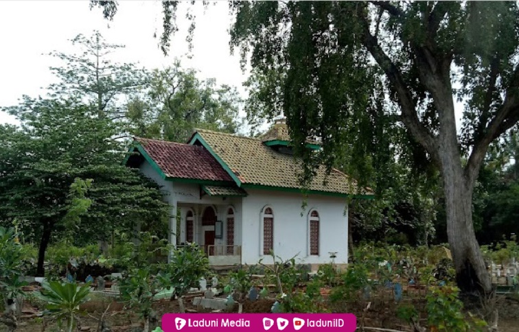 Ziarah Makam KH. Idris Lumpur, Muasis Pesantren Yanbu'ul Ulum Brebes