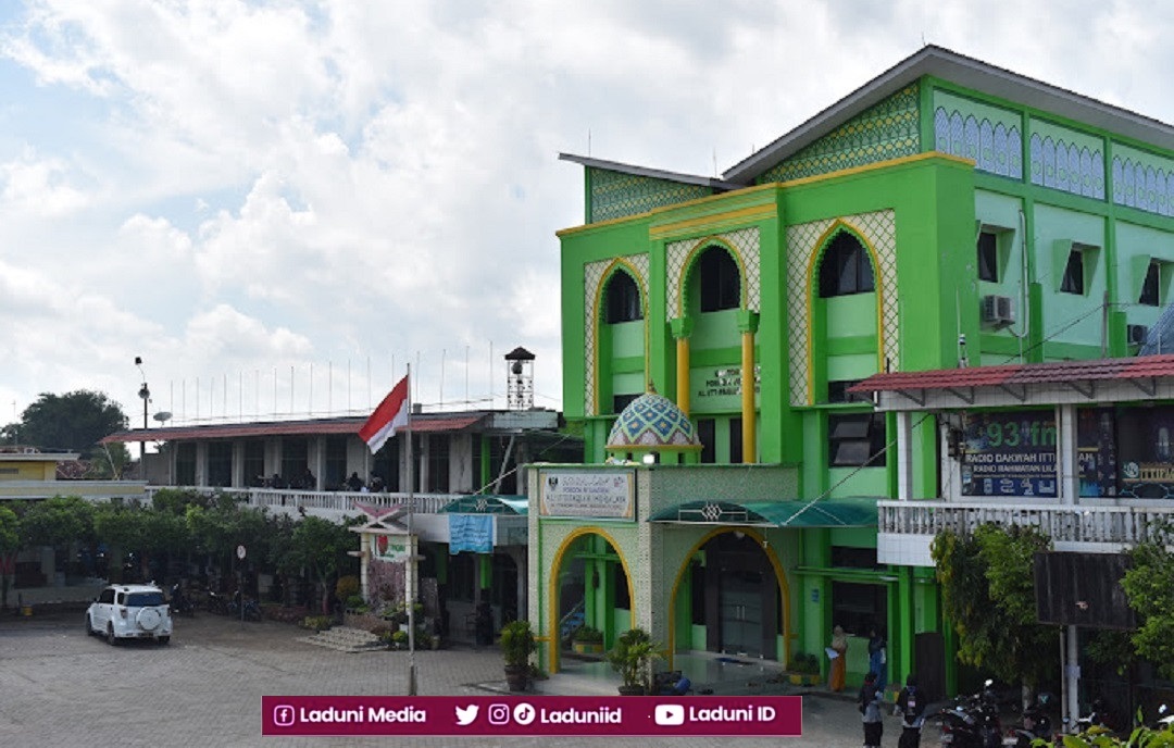 Ziarah di Makam KH. Ahmad Qori Nuri, Pendiri Pesantren Al-Ittifaqiah Indralaya