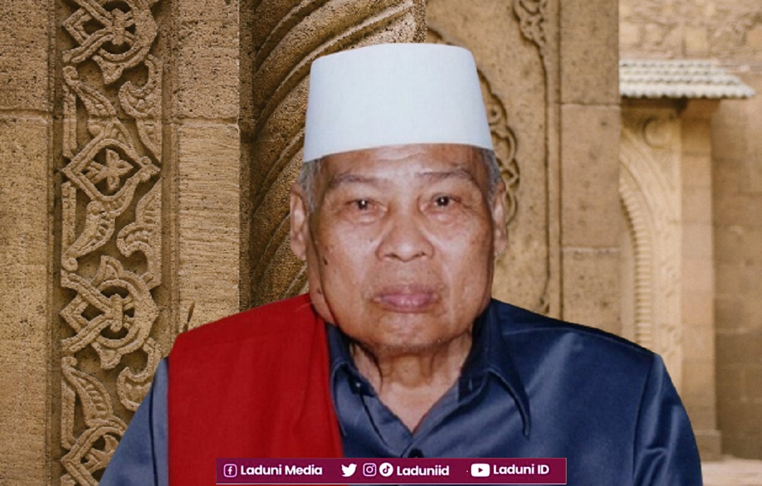 Biografi KH. Ahmad Bhusaeri, Pendiri Pesantren Nihayatul Amal Rawamerta Karawang