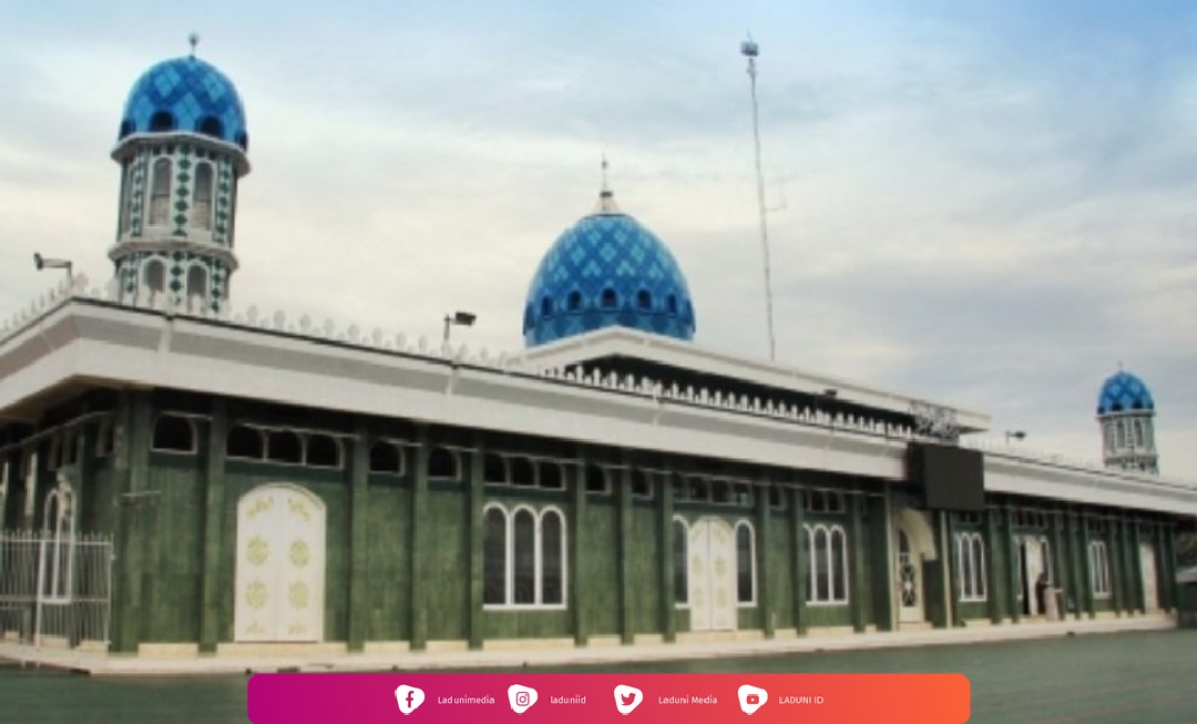 Ziarah di Makam Guru Sekumpul, Sang Wali Kutub dari Martapura