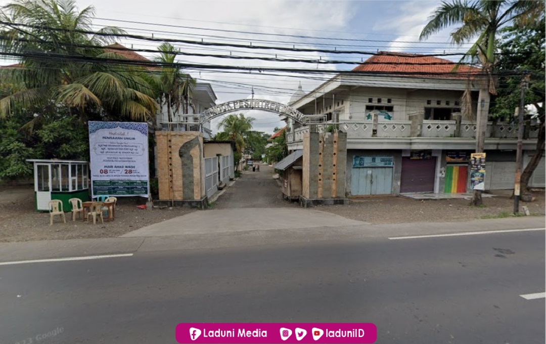 Ziarah di Makam KH. Muhammad Subadar, Pengasuh Pesantren Raudlatul Ulum Pasuruan