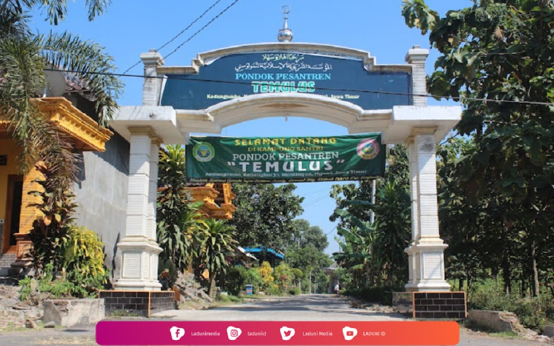 Pesantren Daarul Mukhlishiin Ngawi