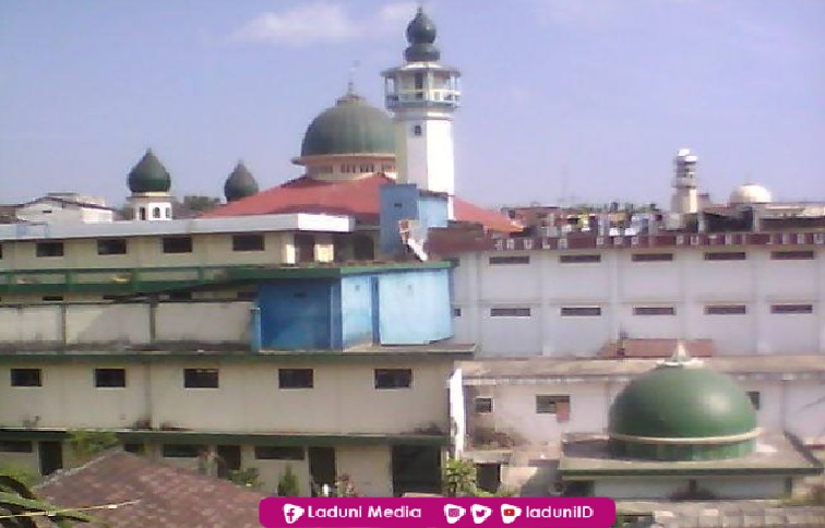 Ziarah di Makam KH. Mudjahid, Muasis Pesantren PPPI Malang