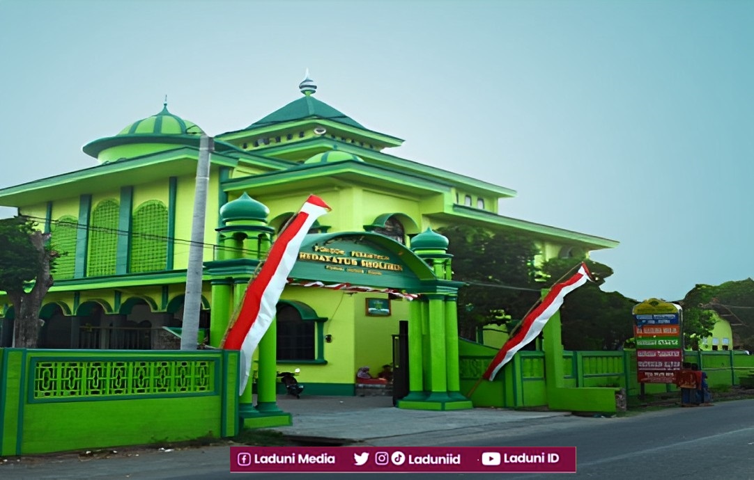 Pesantren Hidayatus Sholihin Kediri