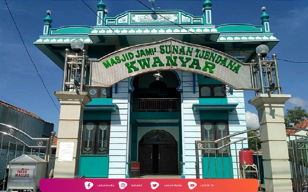 Ziarah di Makam Sunan Cendana, Pendakwah Islam di Bangkalan