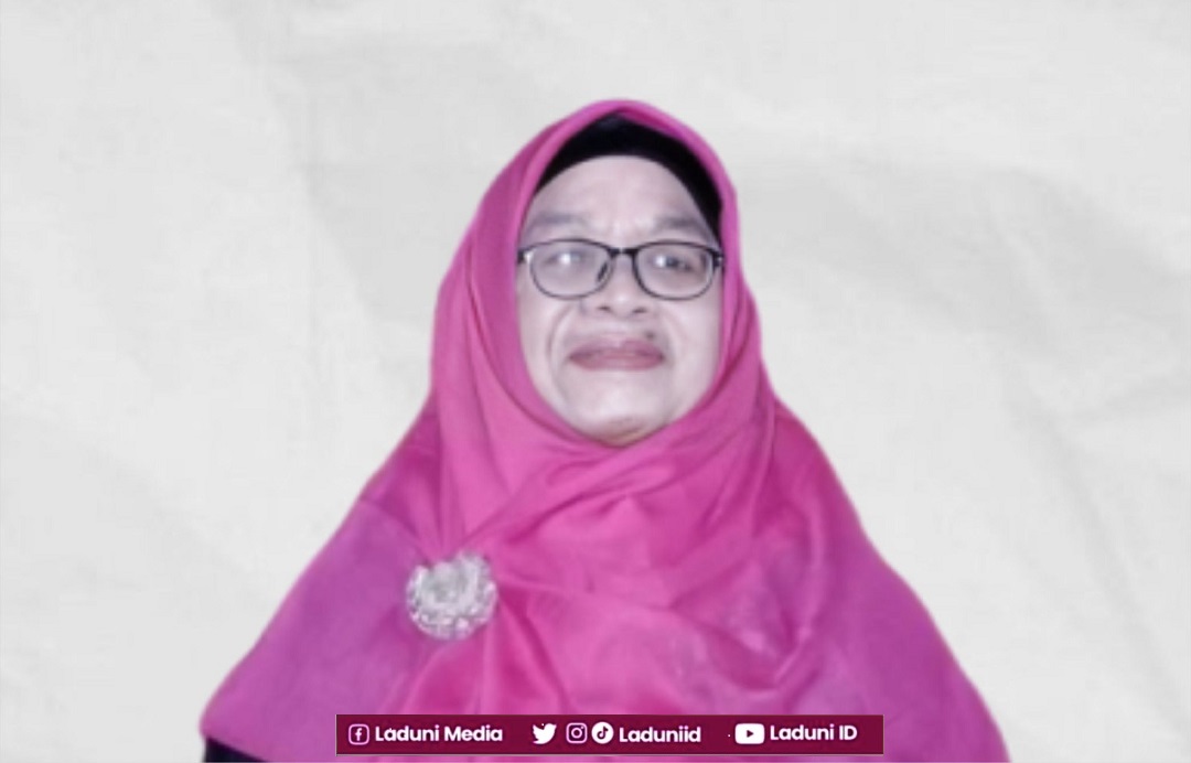 Biografi Nyai Hj. Hamidah Ahmad, Pengasuh Pesantren Mamba’ul Ma’arif Denanyar Jombang