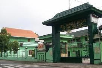 Pesantren Darul Huda Blitar