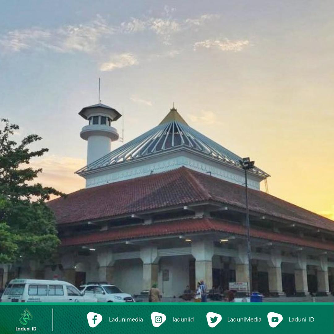 Sifat Hinduisme di Komplek Masjid Sunan Ampel