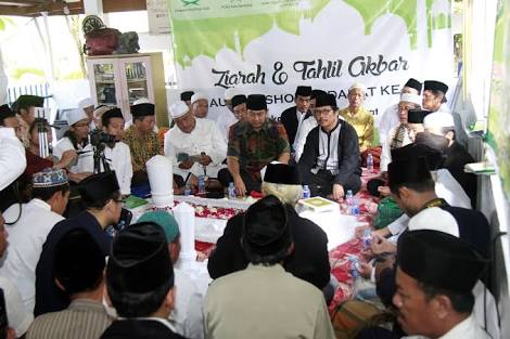 Haul KH Shaleh Darat ke-118 Dipenuhi Jamaah Ziarah dan Tahlil