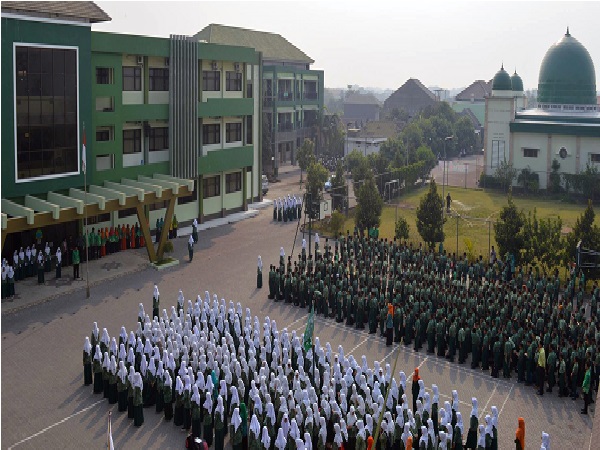 Pesantren Bumi Sholawat Sidoarjo