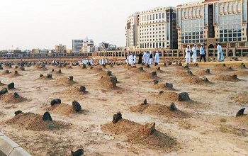 Berdalih Makam Baqi': Cerita Ustadz Salah Pikir, Salah Pula Ambil Kesimpulan