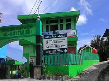 Pesantren Modern Al-Muttaqien Balikpapan