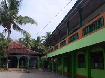 Pondok Pesantren Darussa’adah Kebumen