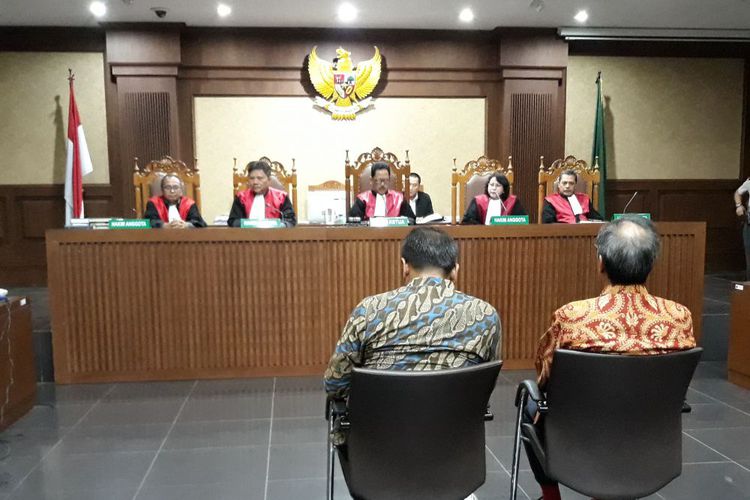 Jadi Perantara Suap, Keponakan Setya Novanto Didakwa Melakukan Korupsi