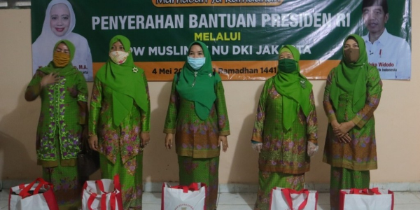 Muslimat NU DKI Jakarta Turut Upayakan Bantuan Paket Sembako Bagi Warga yang Tak Terdata