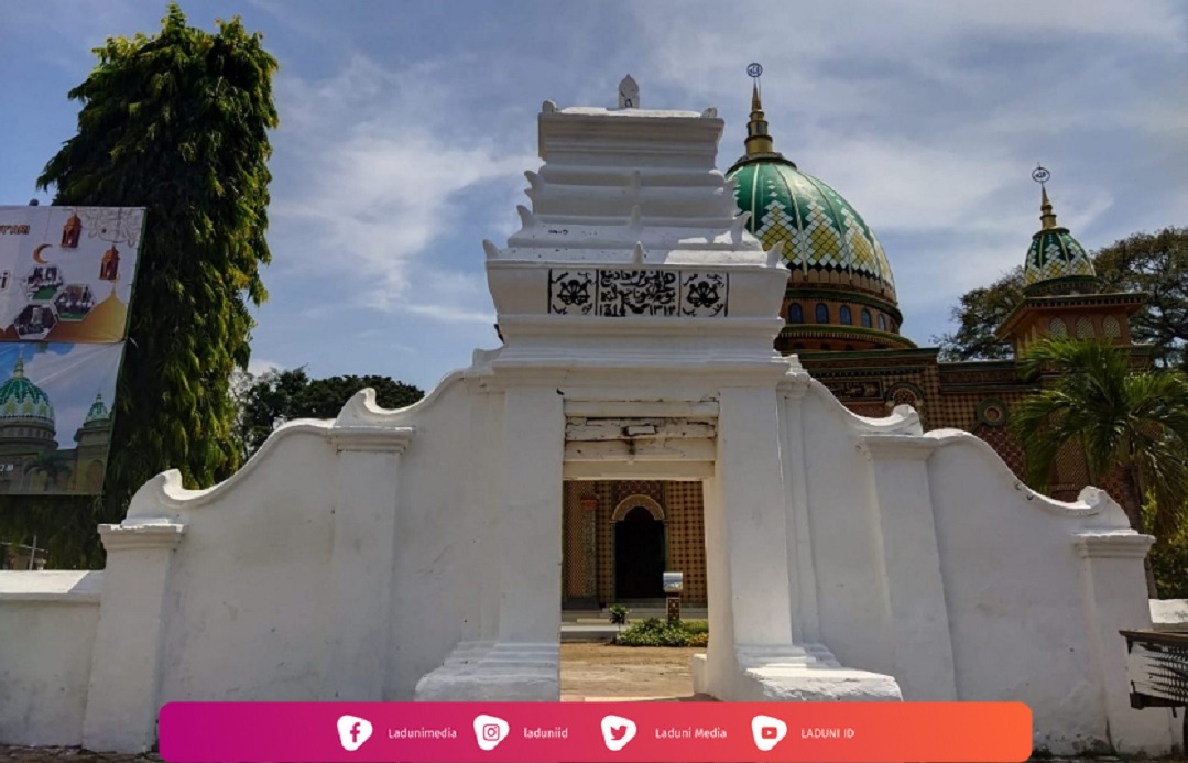 Ziarah di Makam Sunan Bejagung Lor, Penyebar Agama Islam Pertama di Tuban