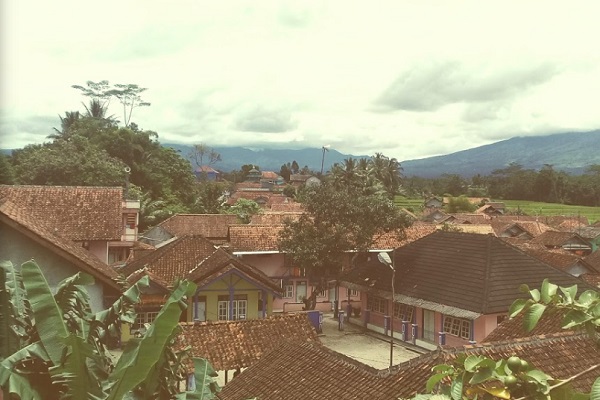 Pesantren Miftahul Falah Cigalontang Tasikmalaya