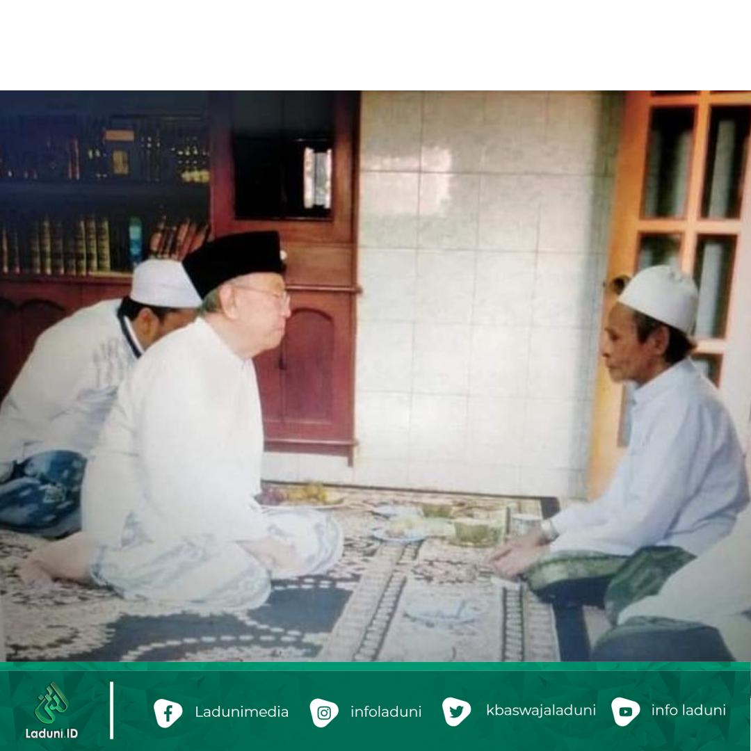 Kemapanan Akhlaq Ulama': Gus Sholah dan KH. Nawawi Abdul Jalil