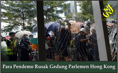 Para Pendemo Rusak Gedung Parlemen Hong Kong