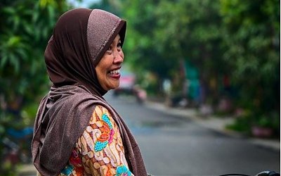 Meraih Bahagia dengan Ibadah