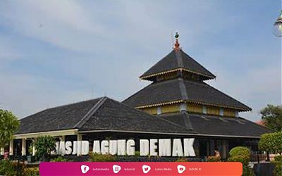 Ziarah di Makam Pati Unus, Sang Pangeran Sabrang Lor