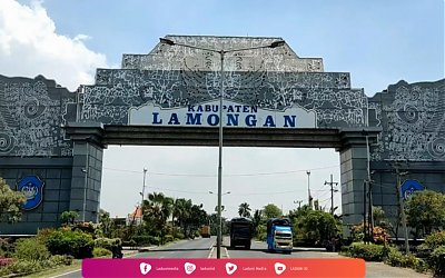 Ziarah di Makam Sunan Drajat, Sang Wali Pujangga dari Lamongan