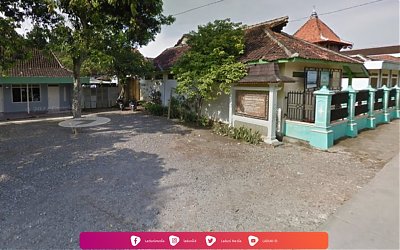 Ziarah di Makam KH. M. Marwan, Pendiri Pesantren Raudlathuth Thalibin Demak