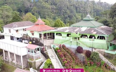 Ziarah Syaikh Hasan Munadi, Pendakwah Islam di Ungaran
