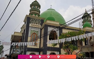 Ziarah di Makam KH. Zainuddin MZ, Sang Dai Sejuta Umat dari Betawi