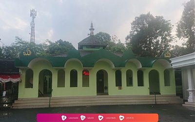 Ziarah di Makam Syekh Abdul Malik, Waliyullah dari Kedungparuk